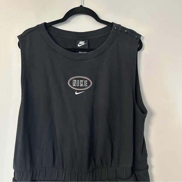 Nike Women’s Black Sleeveless Crewneck Shorts Style One-Piece Romper Sz 2X GUC - Picture 3 of 10